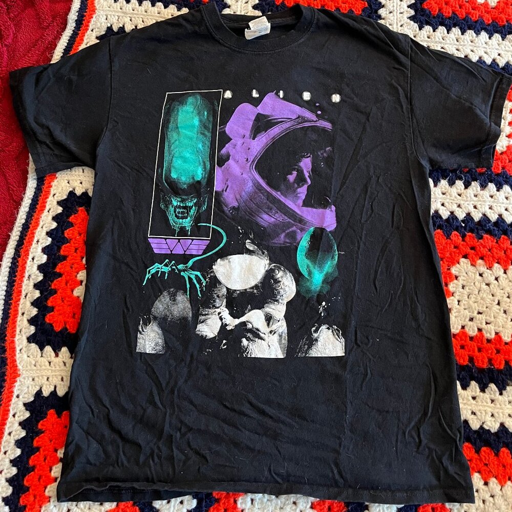 RARE Alien Graveyard Goods Black Shirt - Size Medium